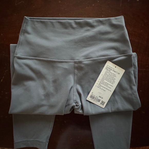 Lululemon Align HR Pant, 25" - Solar Grey - 6 - XLNT - Picture 4 of 8